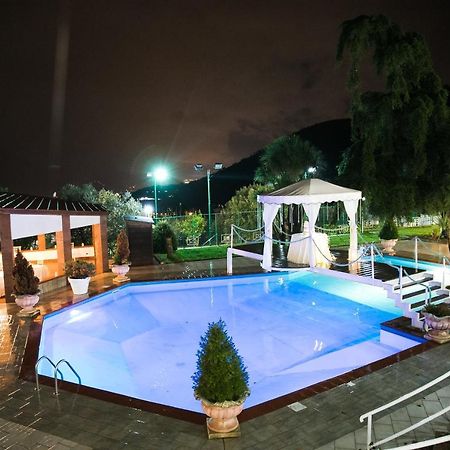 Hotel Diecimare Cava deʼ Tirreni Εξωτερικό φωτογραφία