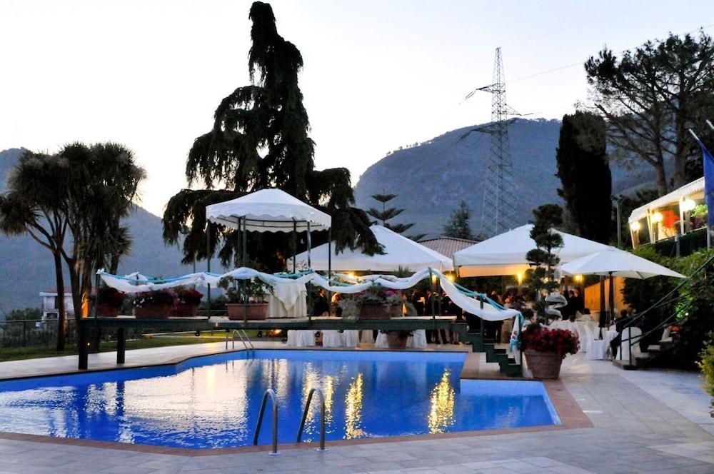 Hotel Diecimare Cava deʼ Tirreni Εξωτερικό φωτογραφία