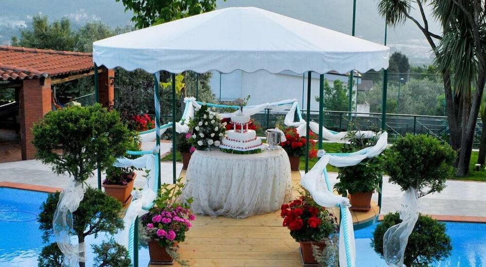 Hotel Diecimare Cava deʼ Tirreni Εξωτερικό φωτογραφία
