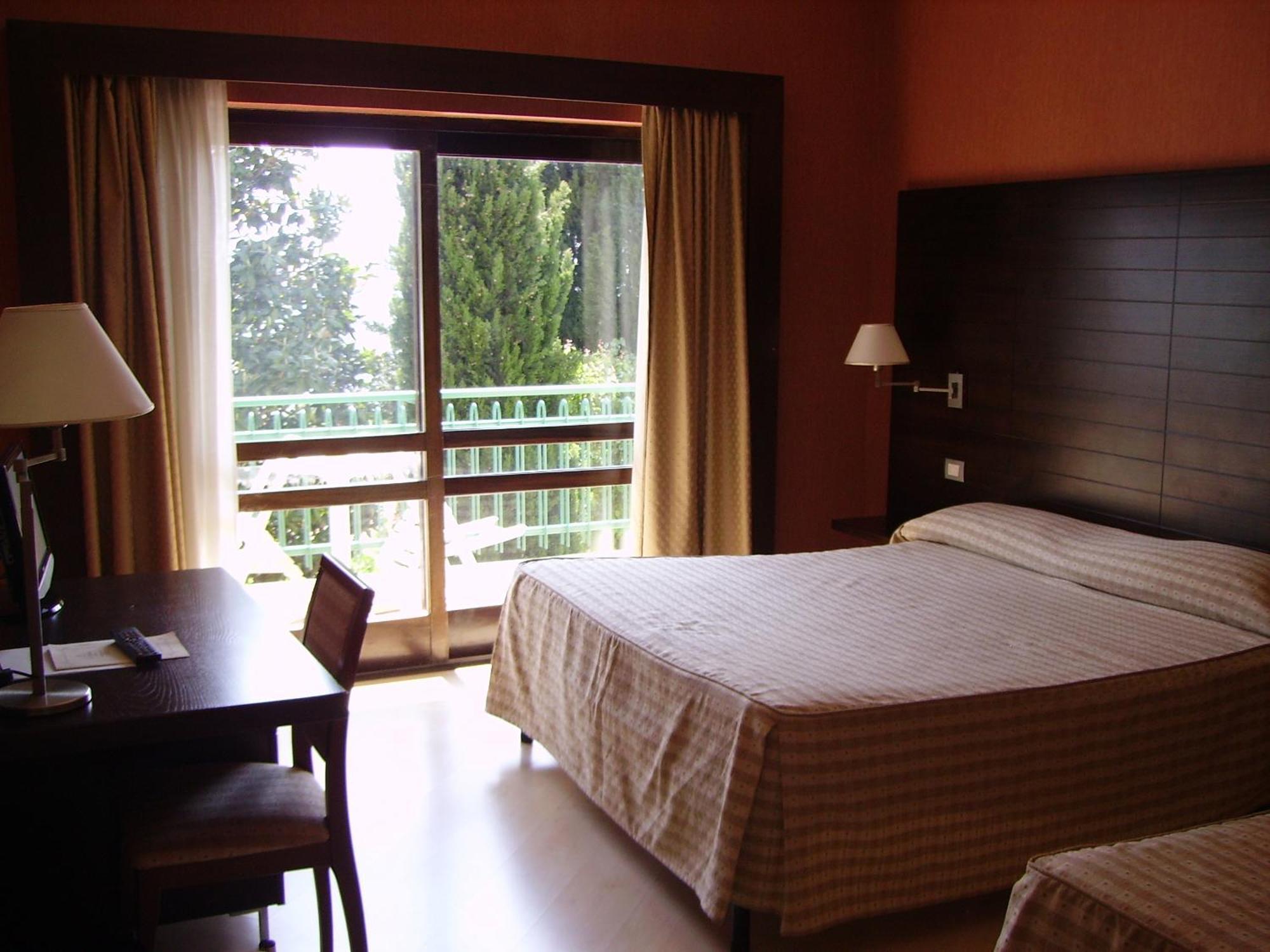Hotel Diecimare Cava deʼ Tirreni Εξωτερικό φωτογραφία