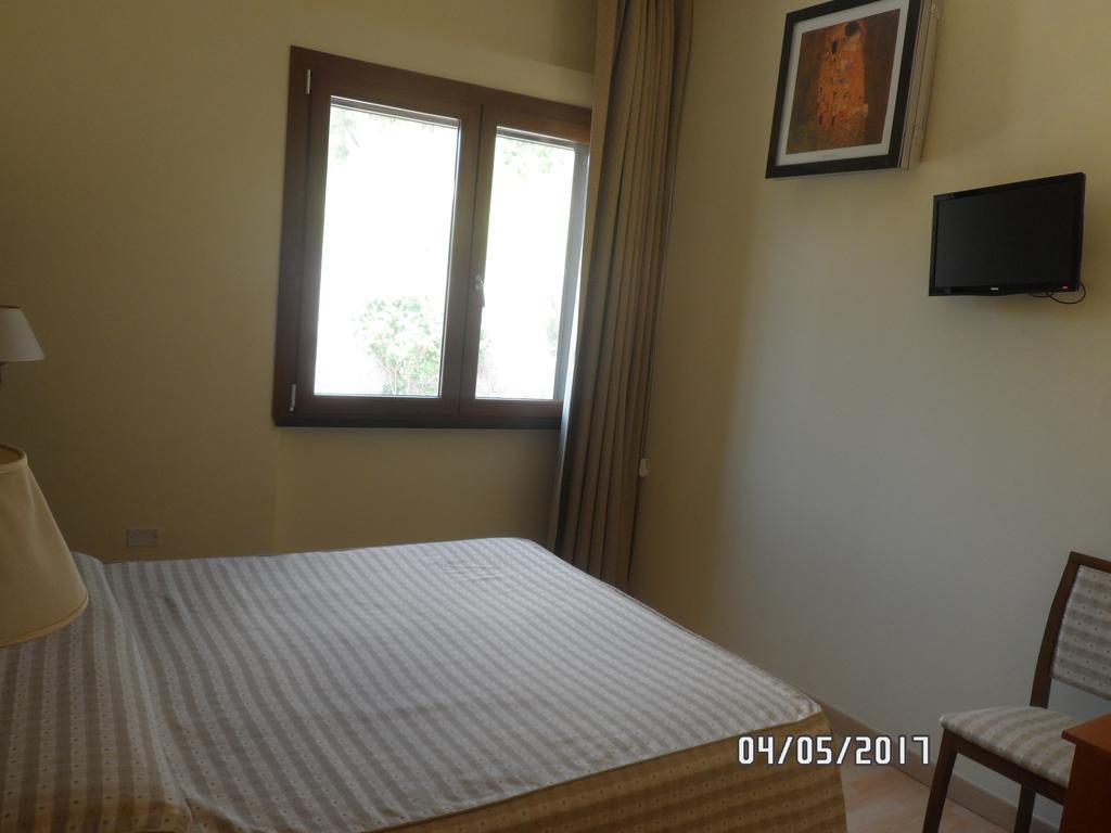 Hotel Diecimare Cava deʼ Tirreni Εξωτερικό φωτογραφία