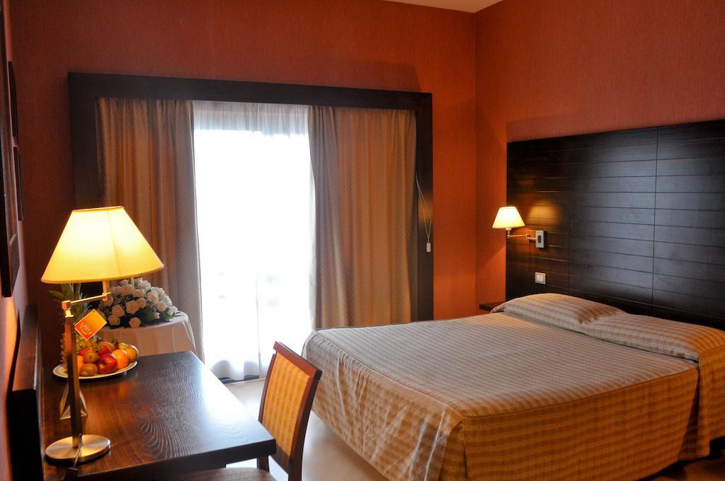 Hotel Diecimare Cava deʼ Tirreni Εξωτερικό φωτογραφία